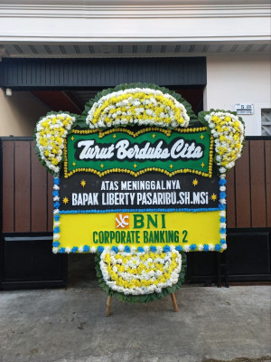 Papan Bunga Duka di Ngadiluwih