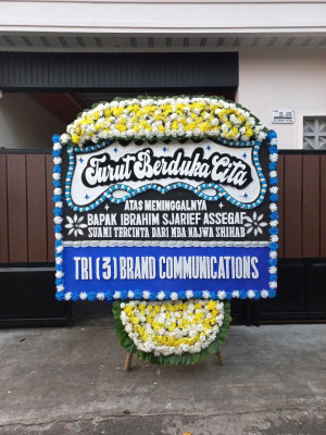 Papan Bunga Duka di Ngadiluwih